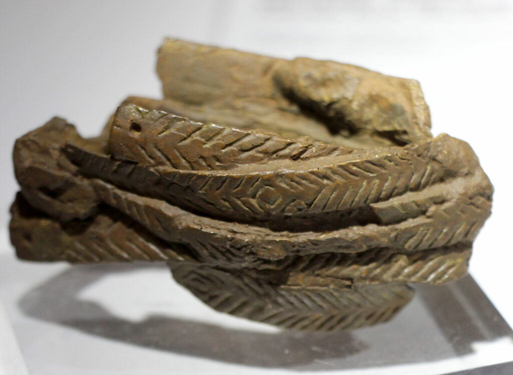bracelet préhistorique